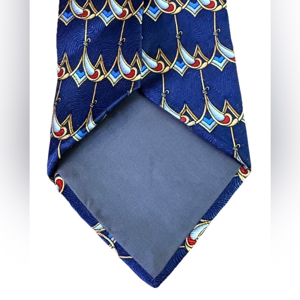 Christian Dior Cravate Silk Necktie Navy Blue Geometric Scallop Made Canada - Picture 5 of 7
